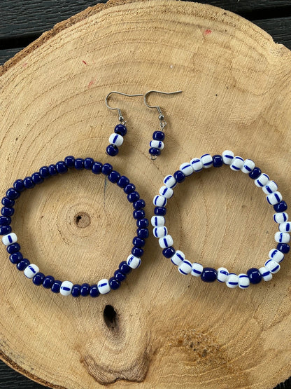 2ks modrobílé náramky - handmade