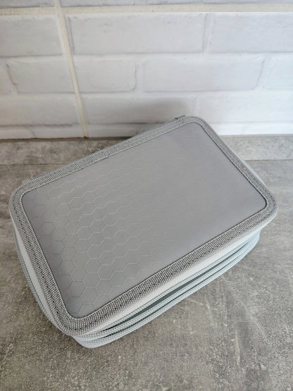 Velký čtyřpatový penál